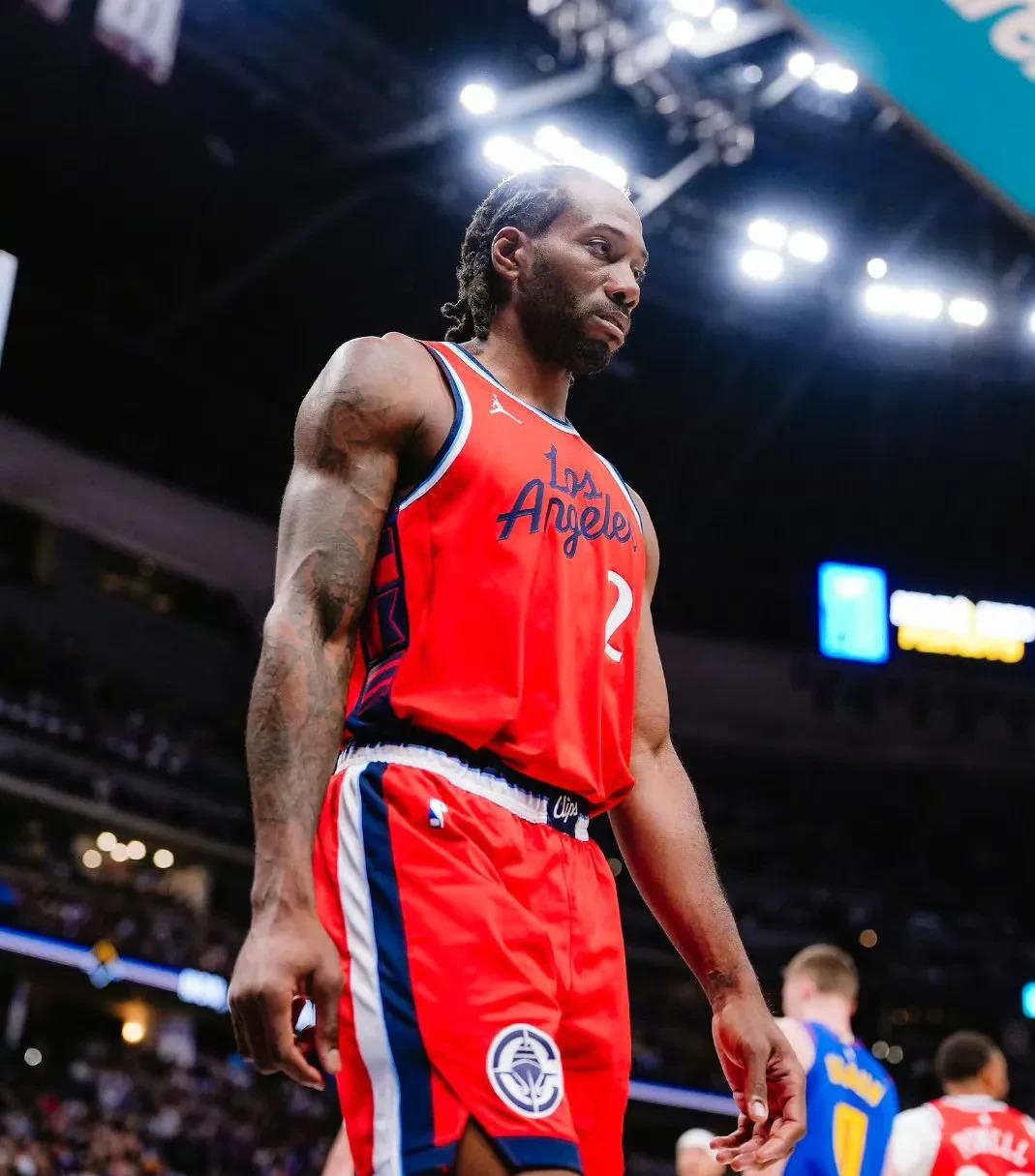 下仍把决策 下仍把决策