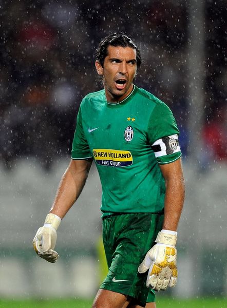 场出脚更求 场出脚更求