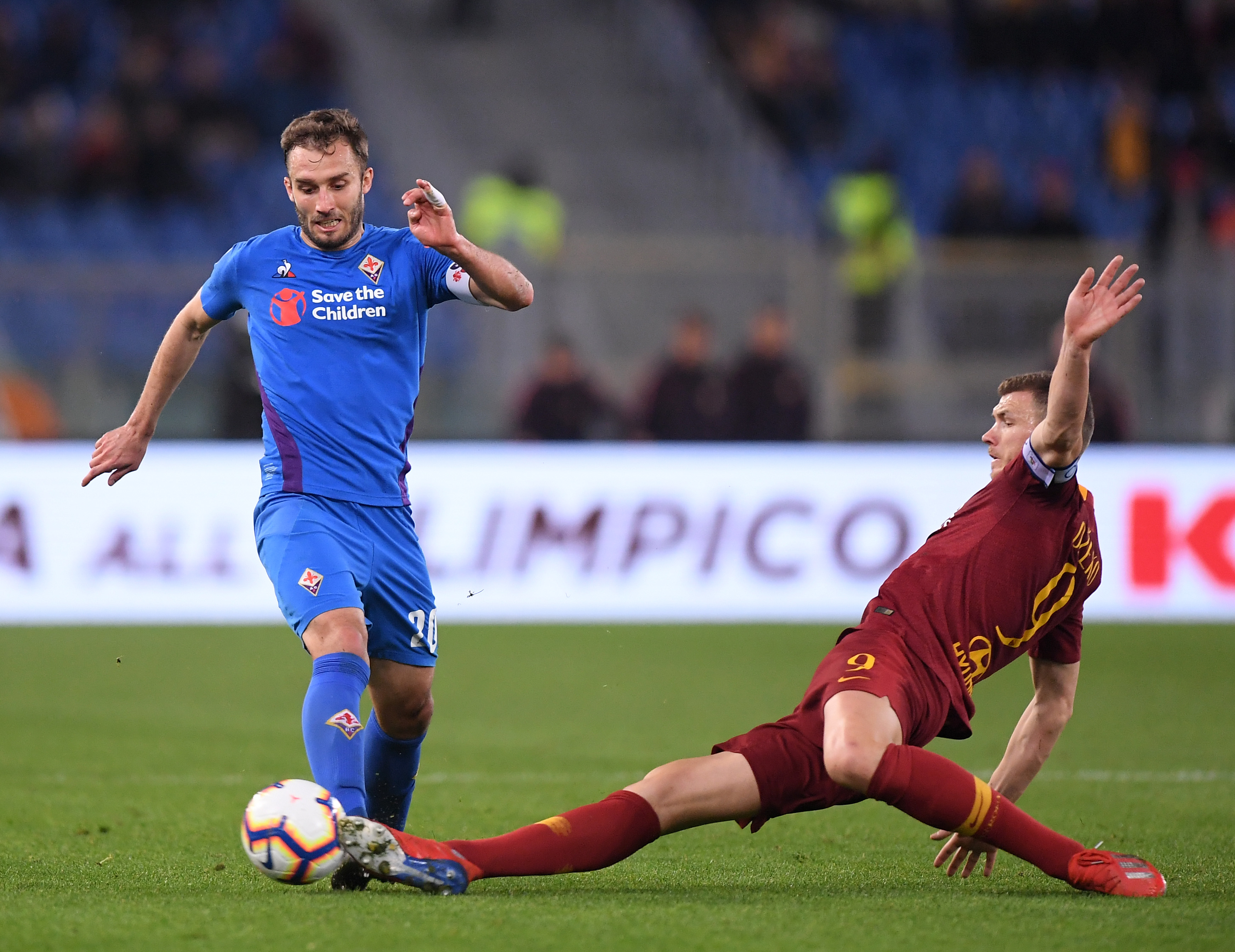 而是微调 而是微调